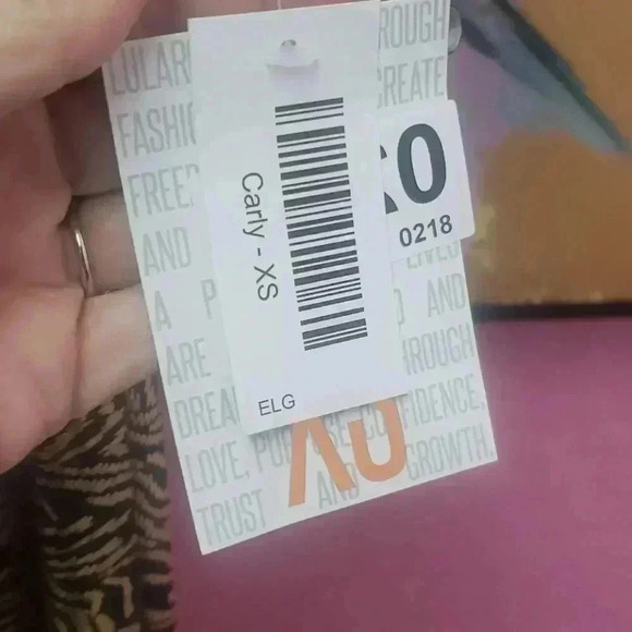 Lularoe Black and Gold Elegant Carly - Picture 4 of 6